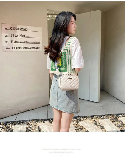 Bolsa Feminina Crossbody PU Textura Listrada Casual 2024